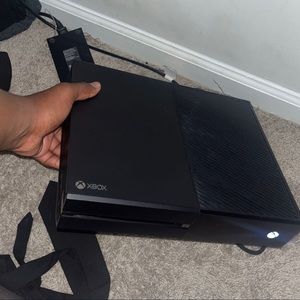 I’m selling a Xbox one
